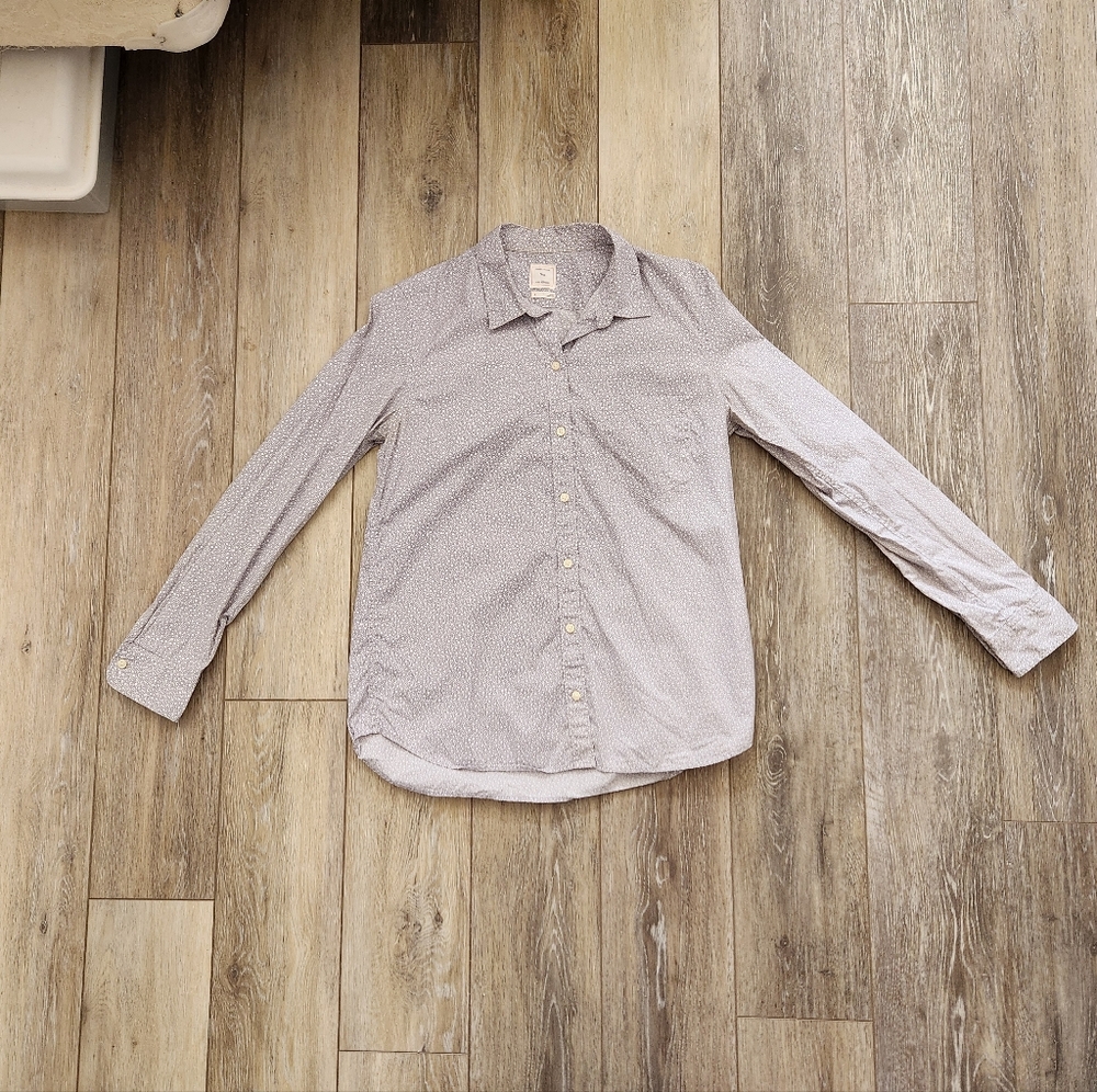 Gap The Fitted Boyfriend Women's Grey Floral Button Up Shirt Size Small